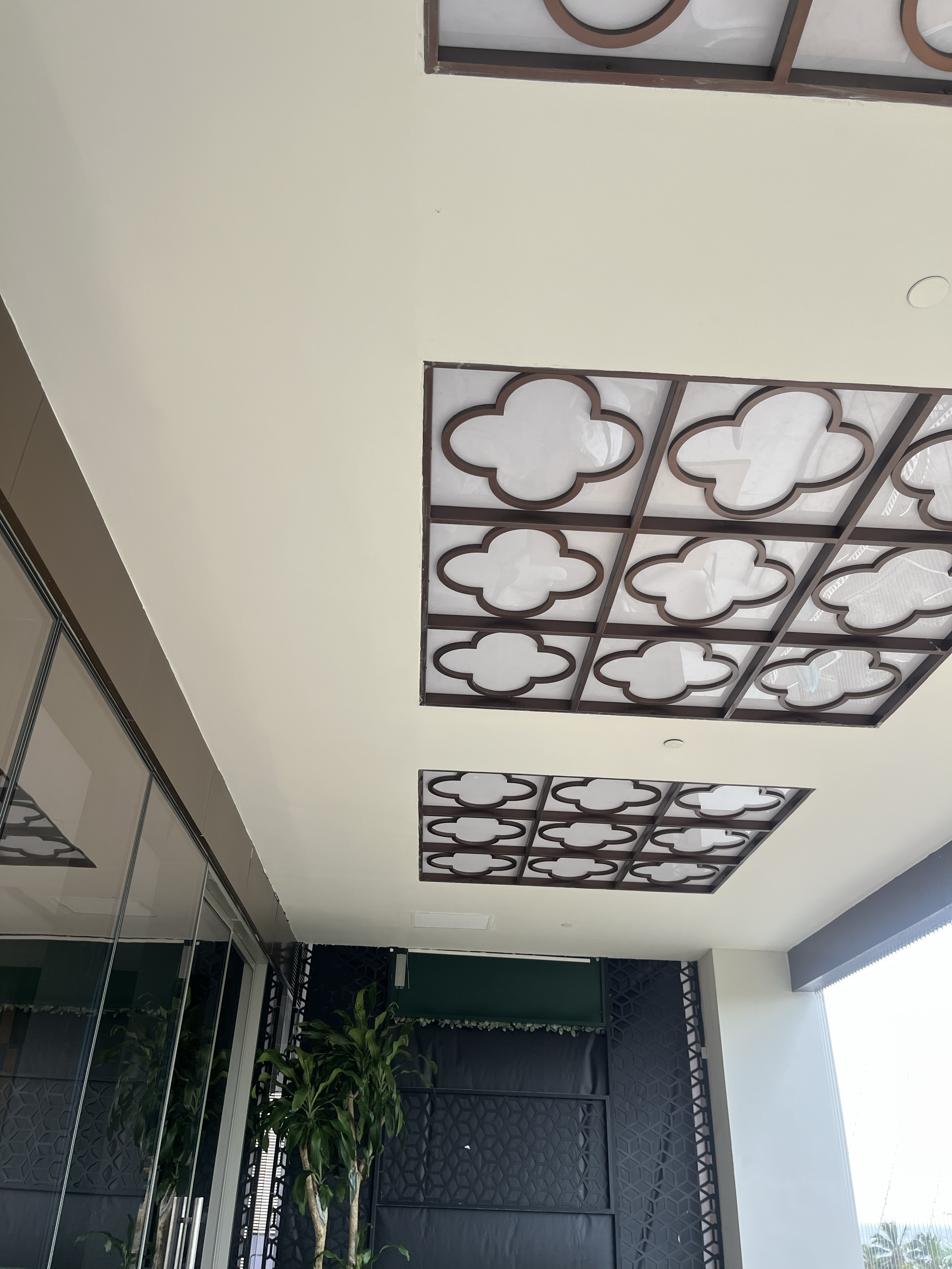 Chinese Hot Pot Restaurant - Gallery Image 6