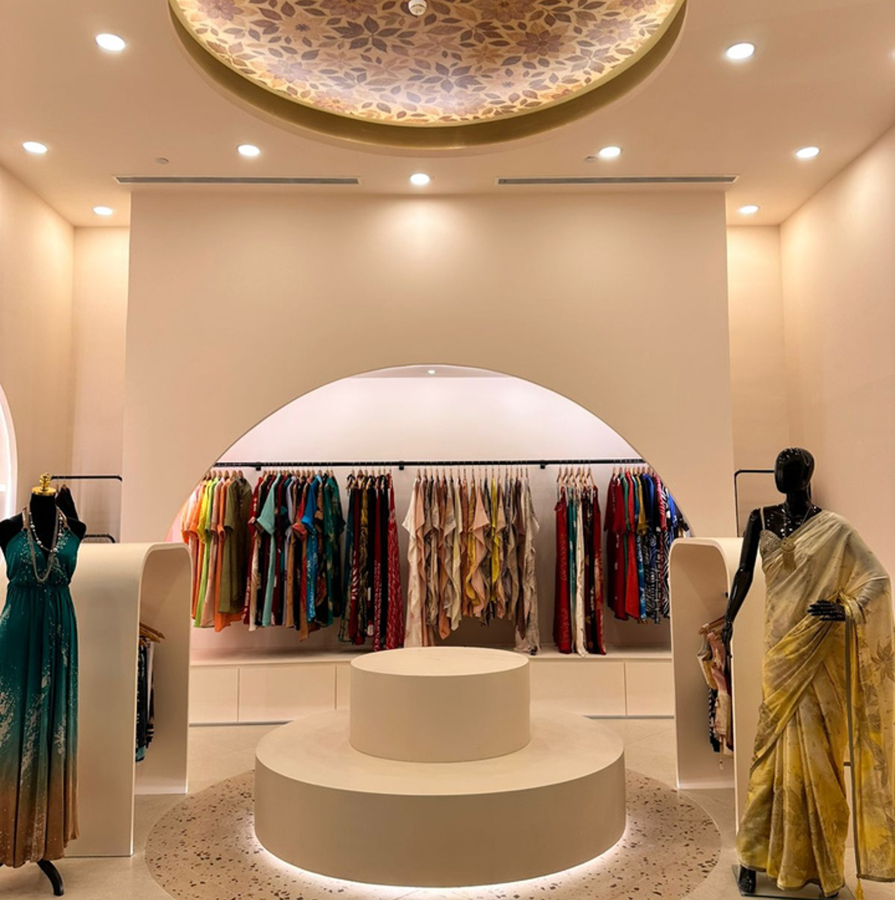 Thushara Batik - Gallery Image 1